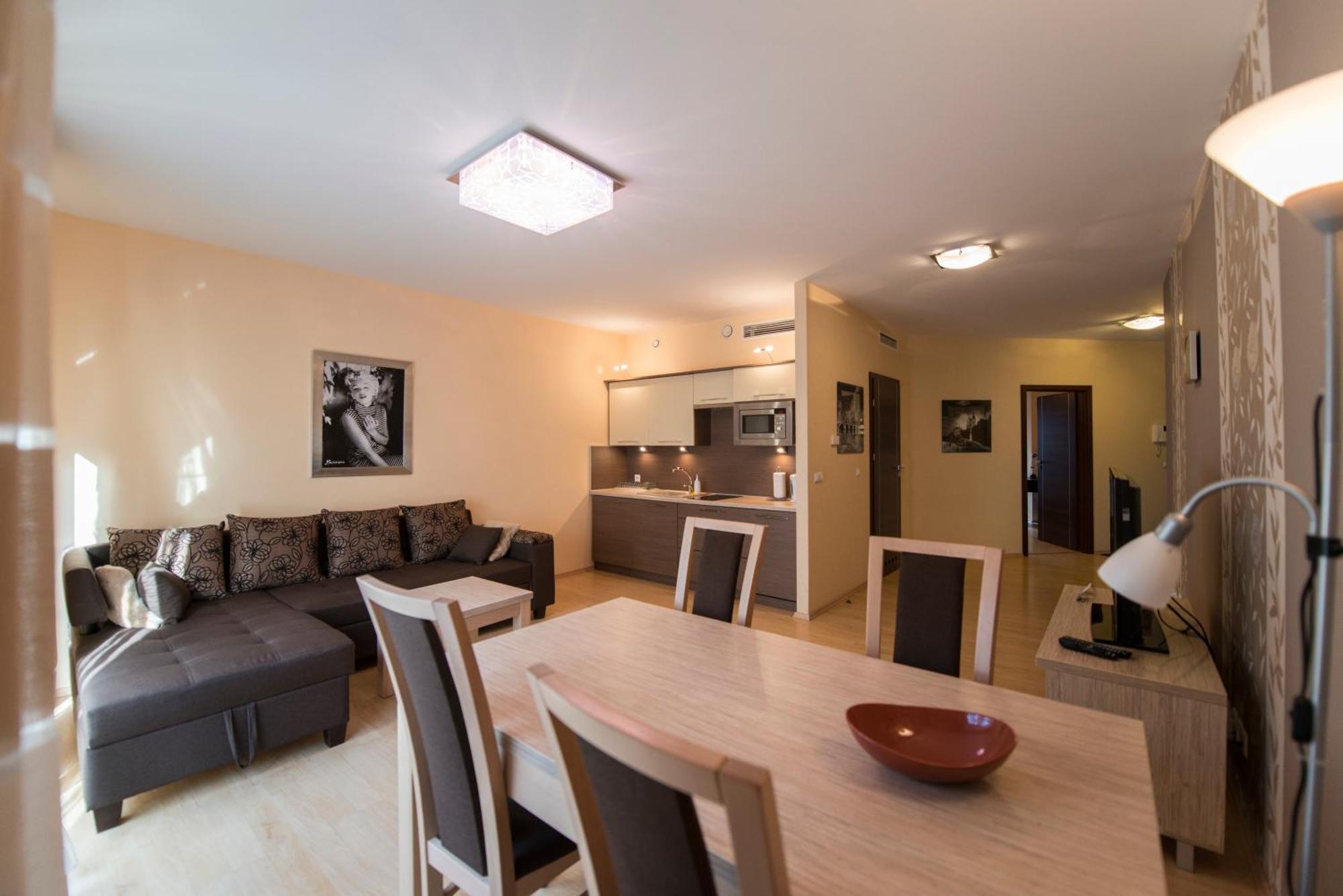Just Apartments Breslavia Exterior foto